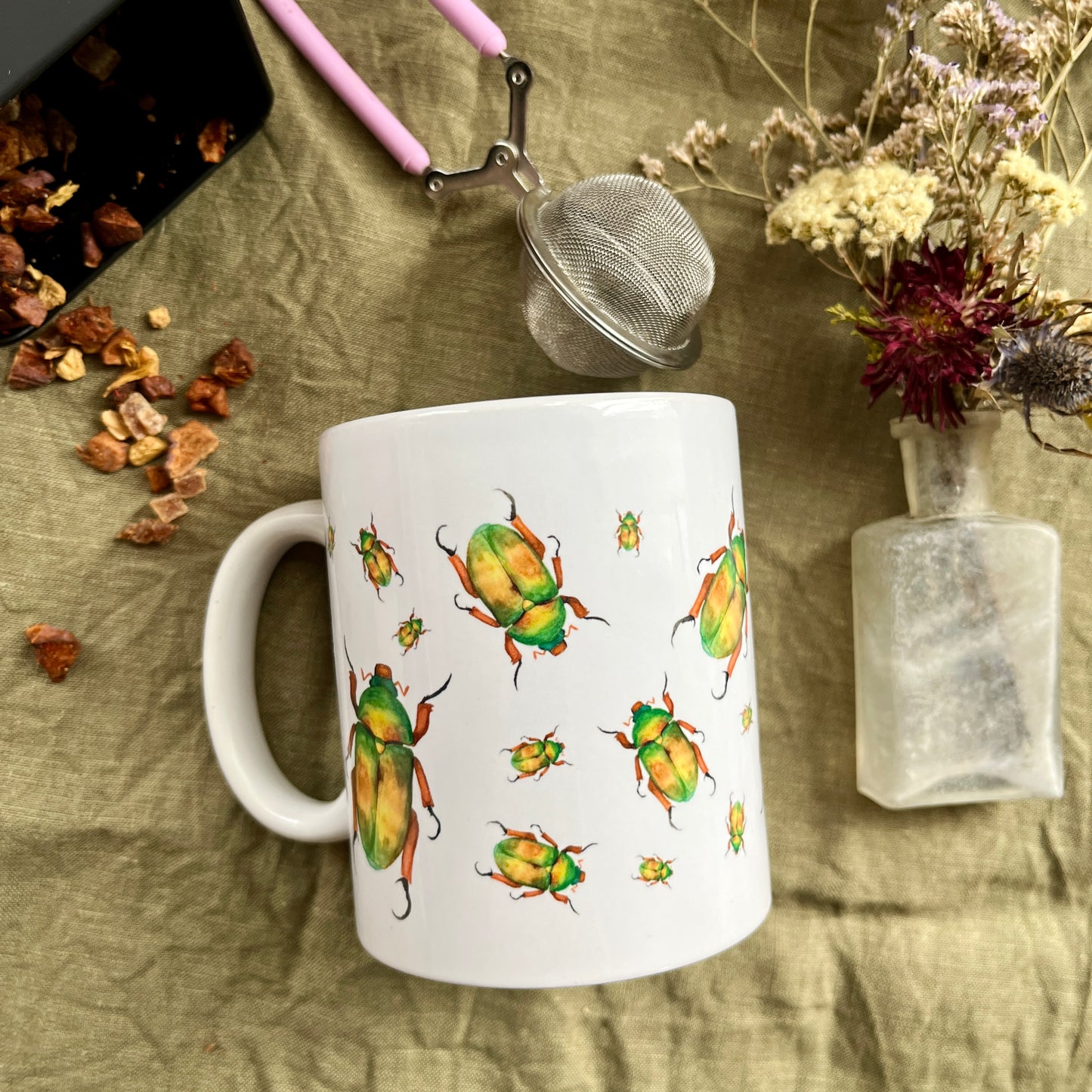 Mug: Christmas Beetle