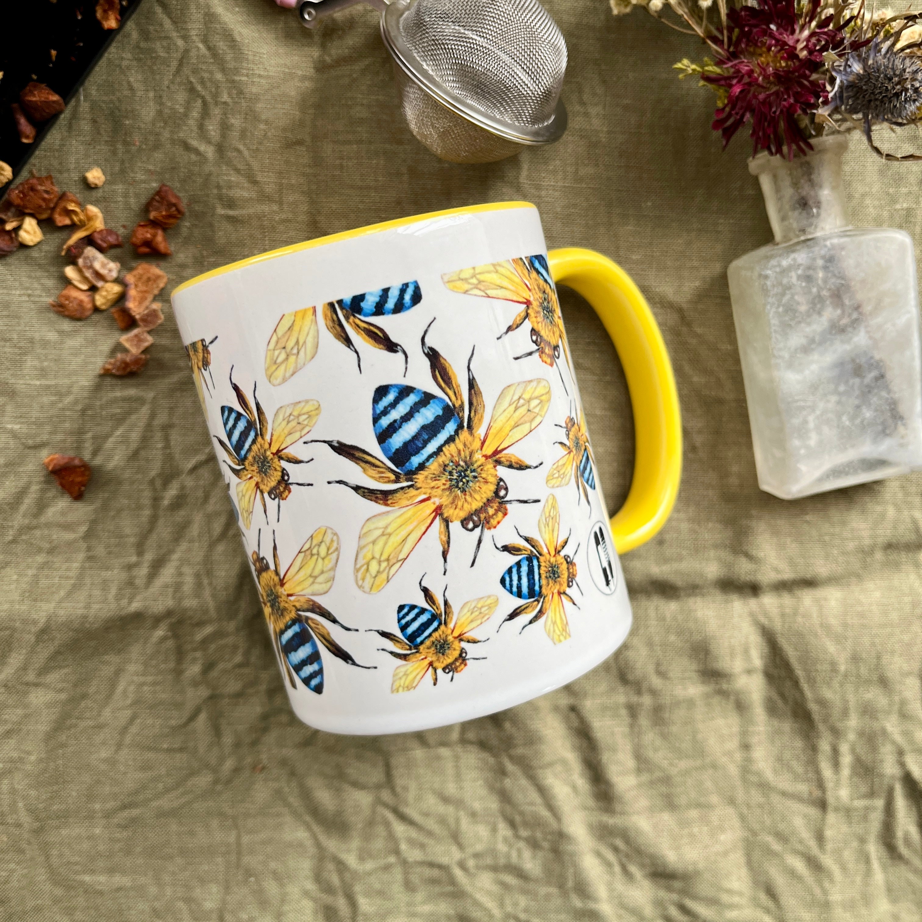 Mug: Blue-Banded Bee