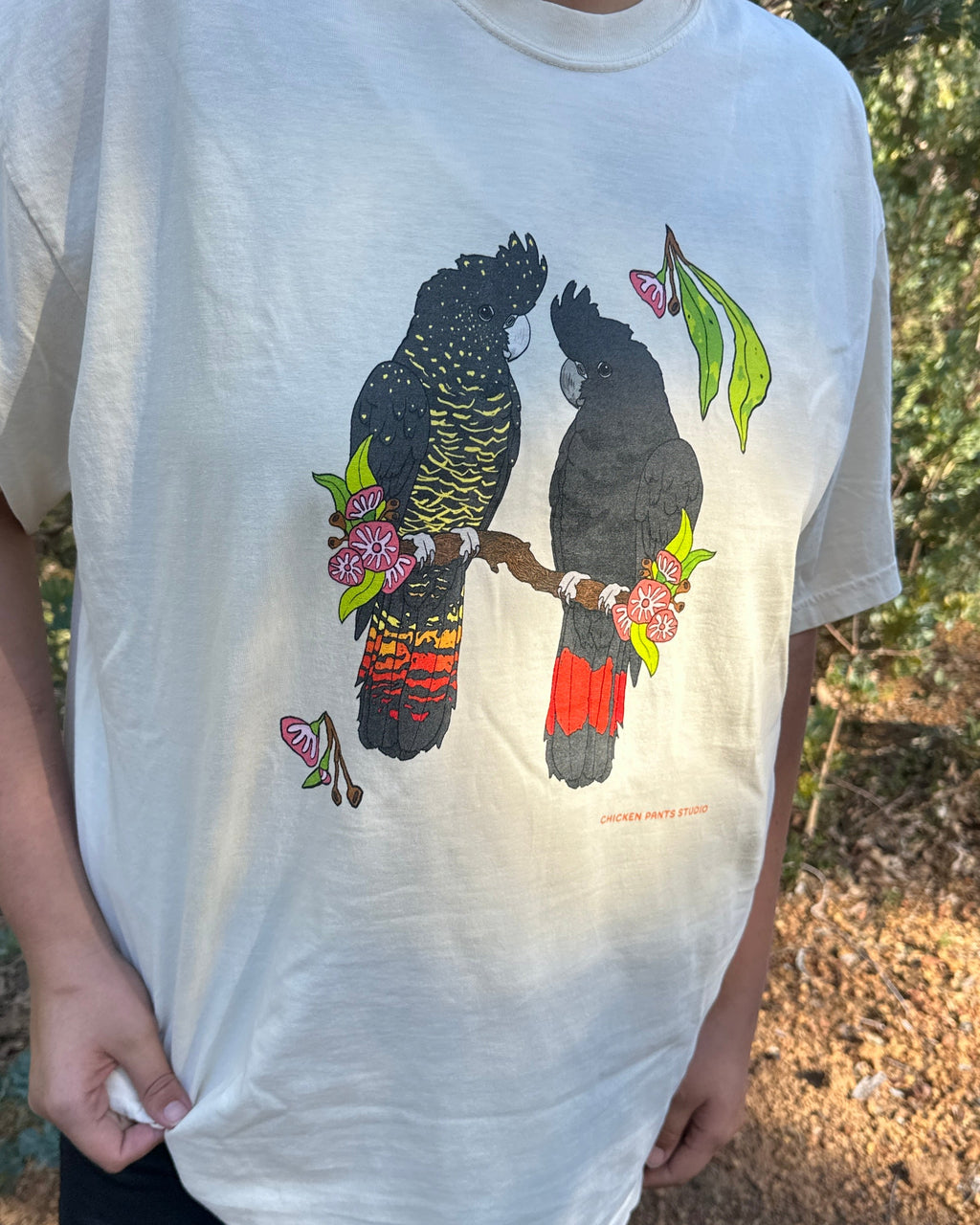 T-shirt: Black Cockatoo ~ Ivory
