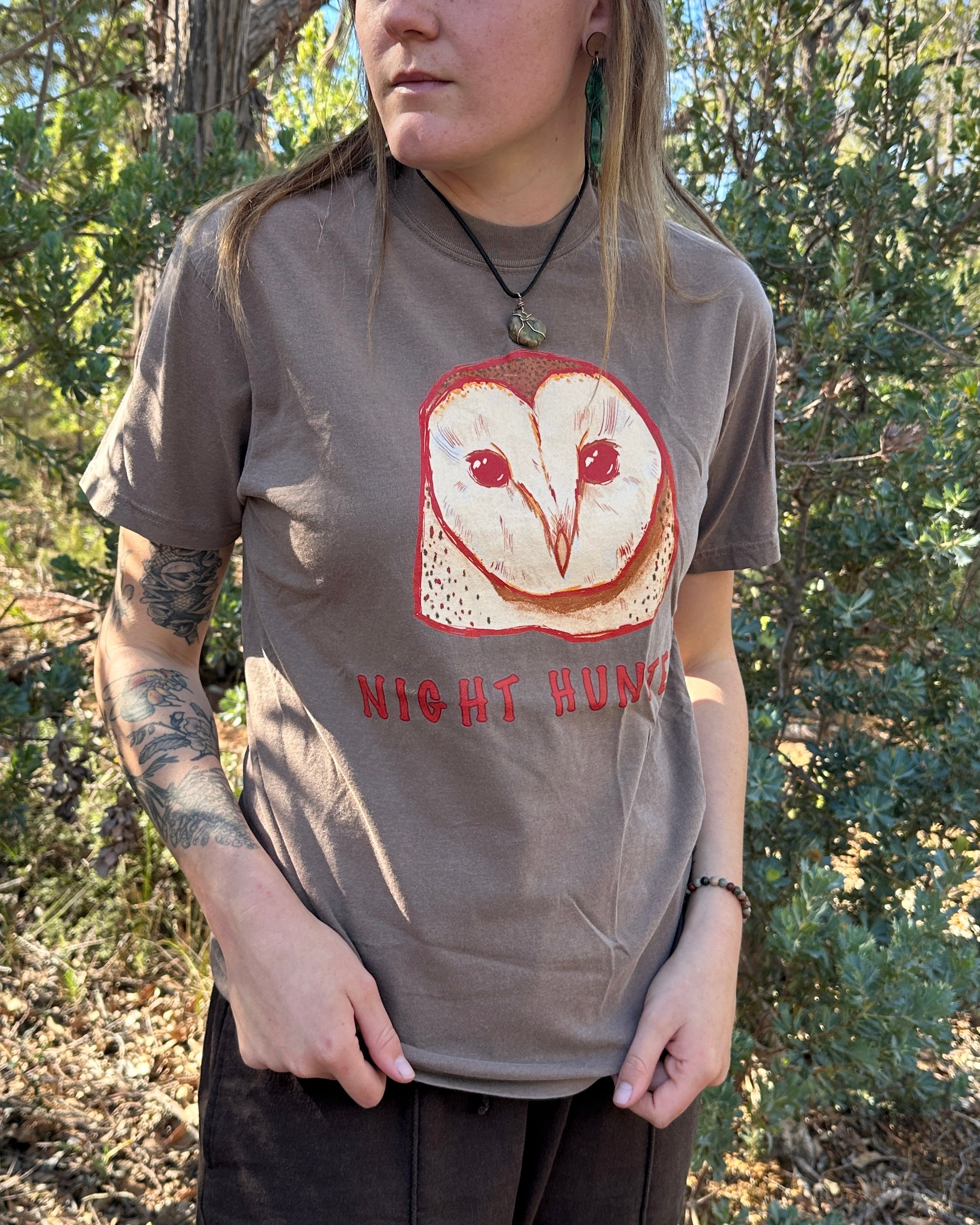 T-shirt: Barn Owl ~ Espresso