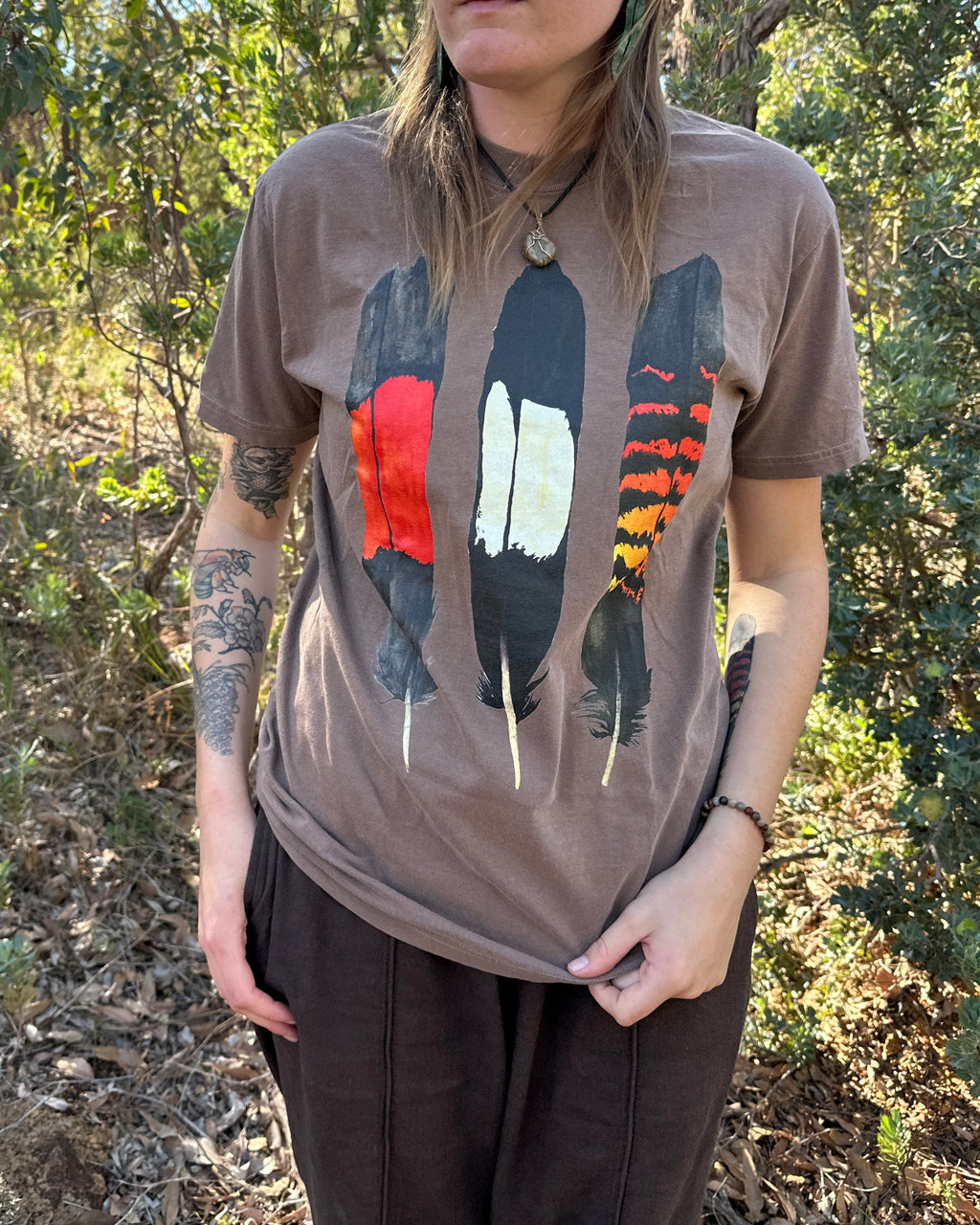 T-shirt: Feather ~ Espresso