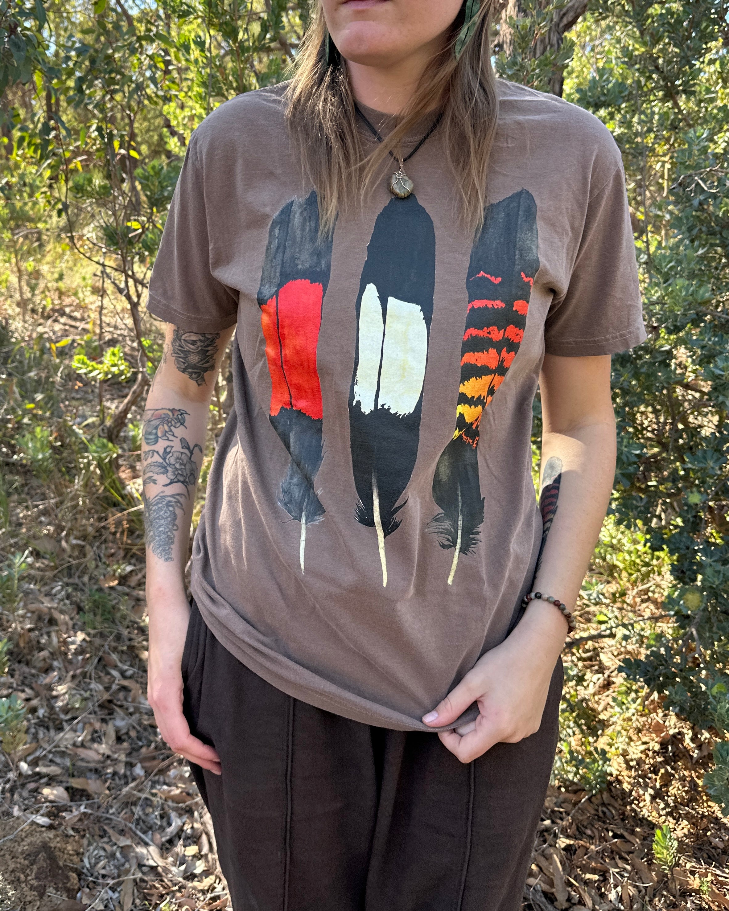 T-shirt: Feather ~ Espresso