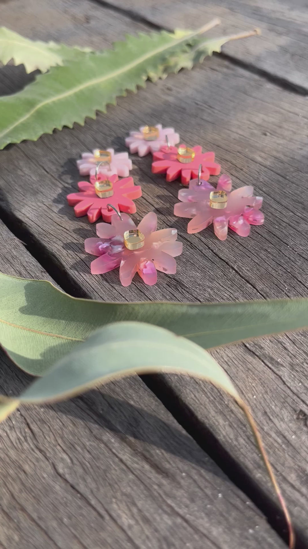 Earrings: Everlasting Daisy